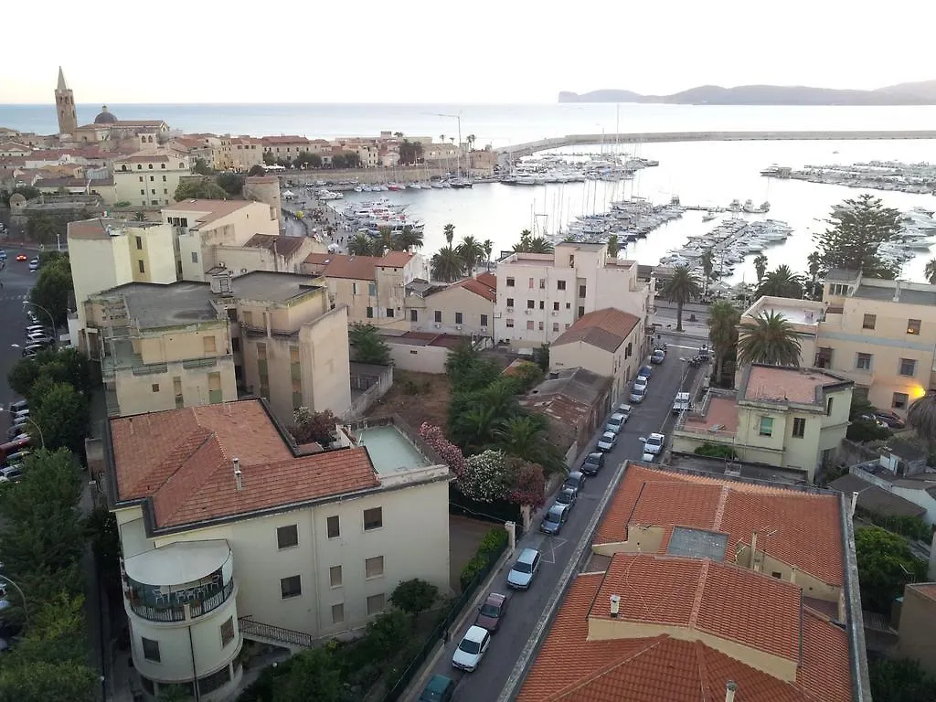 Hotel Damarilu Alghero 2*,